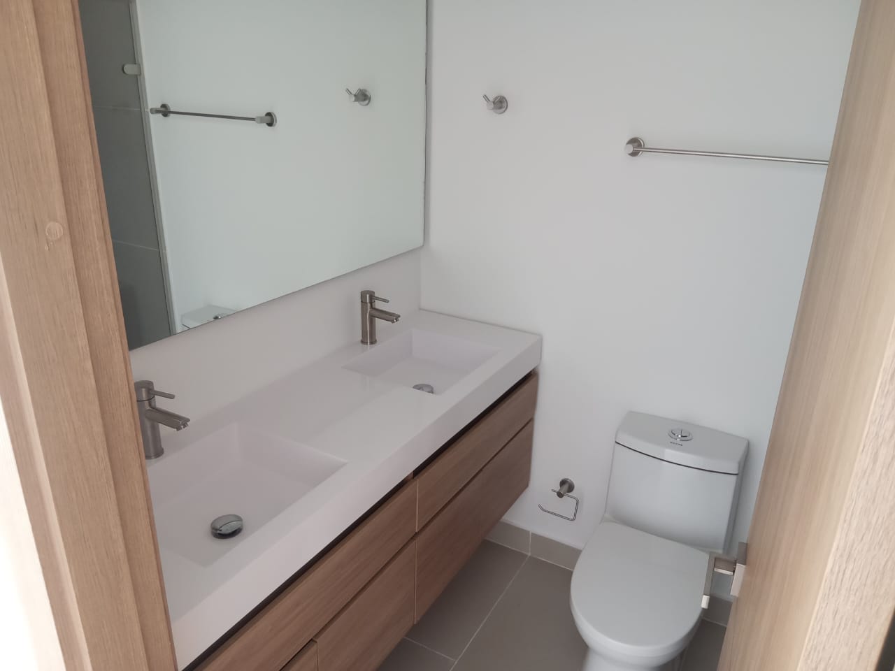 WhatsApp Image 2026-01-07 at 5.29.57 PM